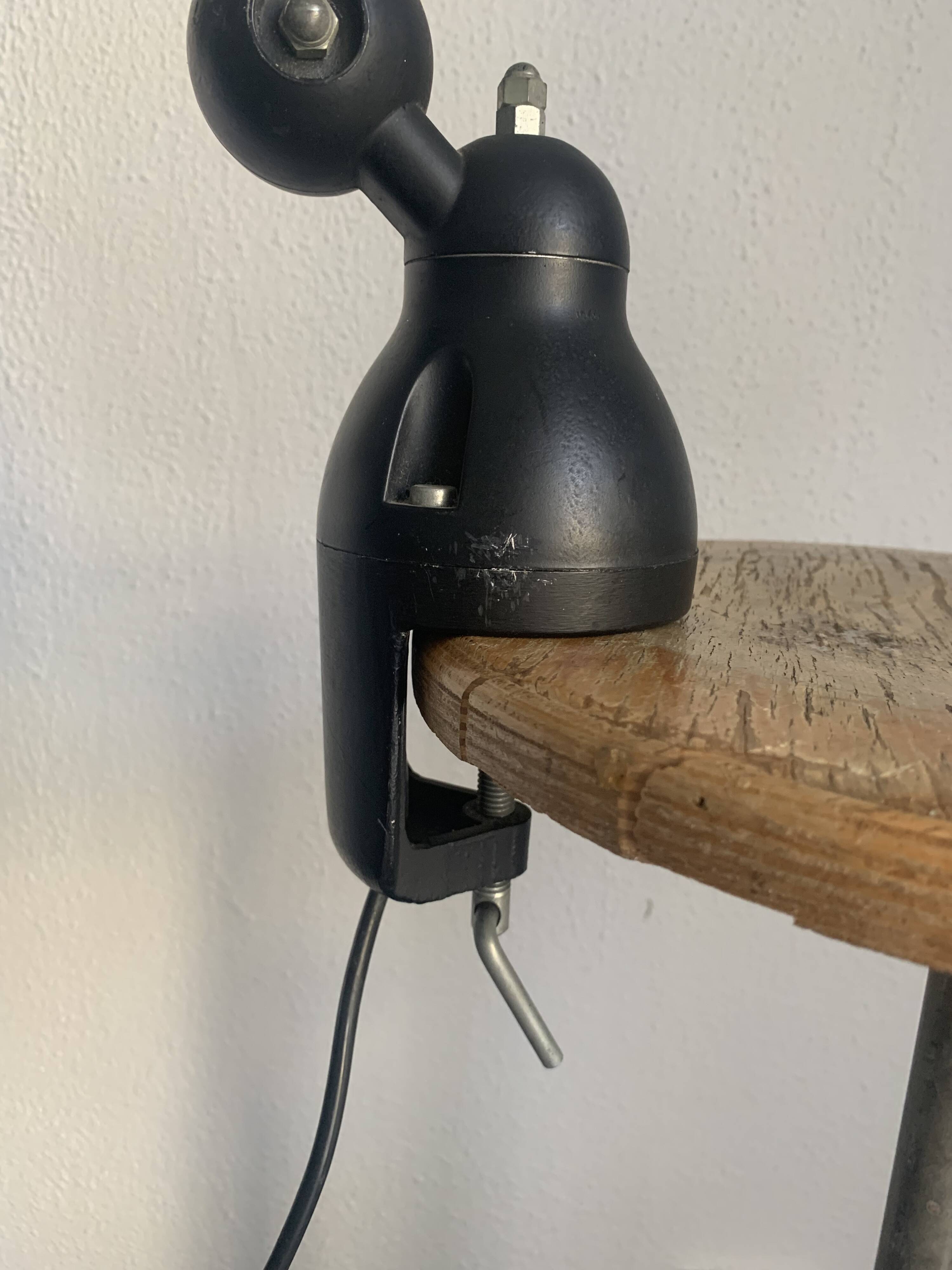 Lampe vintage 1980 Jielde 2 bras noire mat d'origine - 100 cm