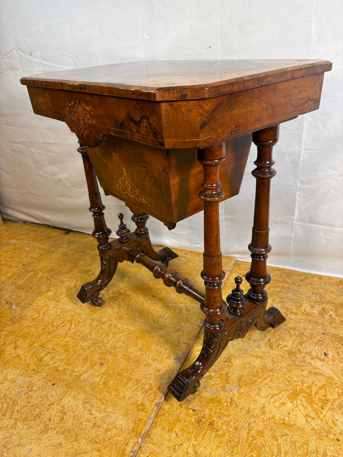 A Romantic Victorian Burr Walnut Sewing & Work Table Mid–Late 19th Cen