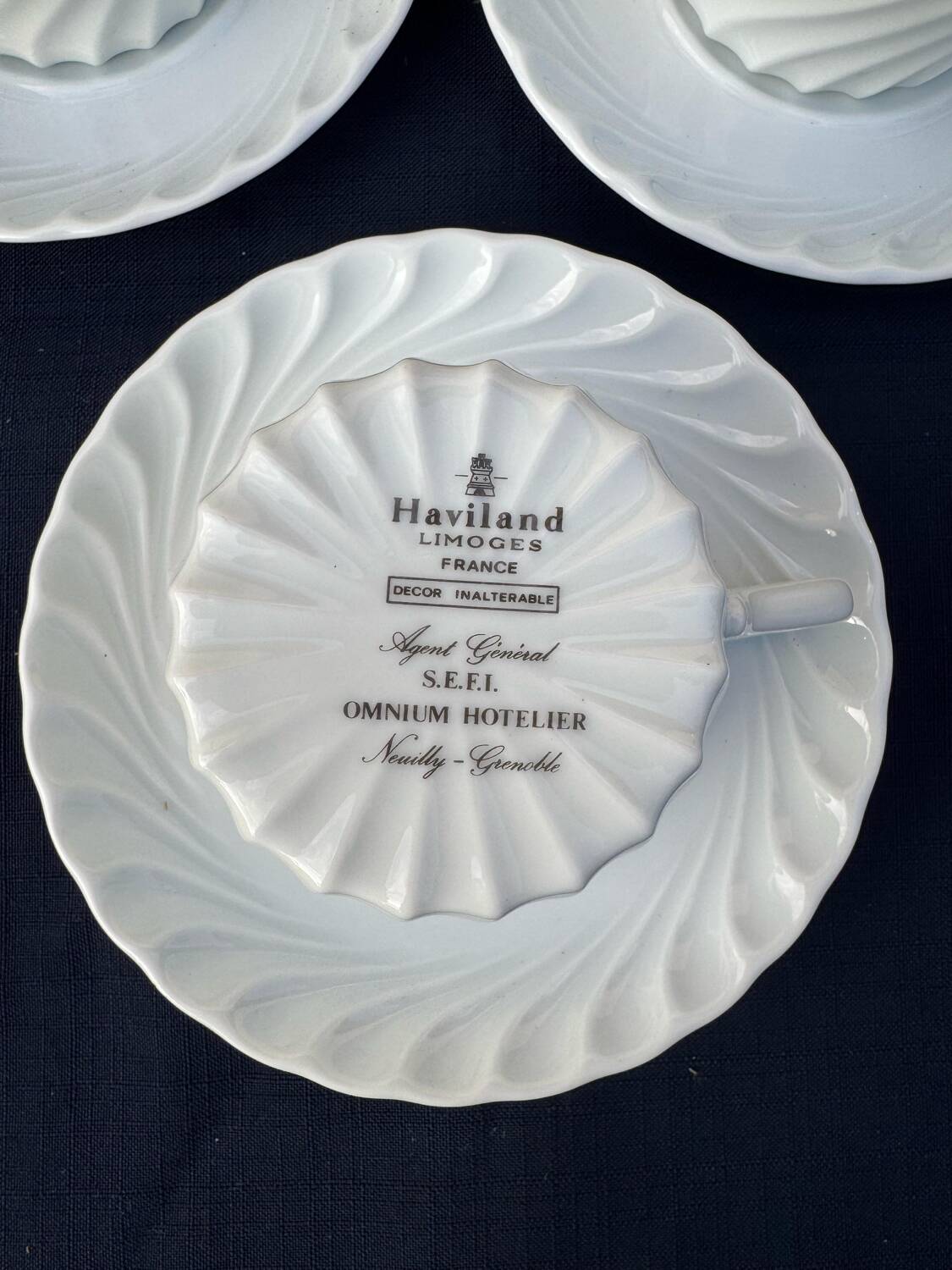 Tea and coffee dessert service (74 pieces)