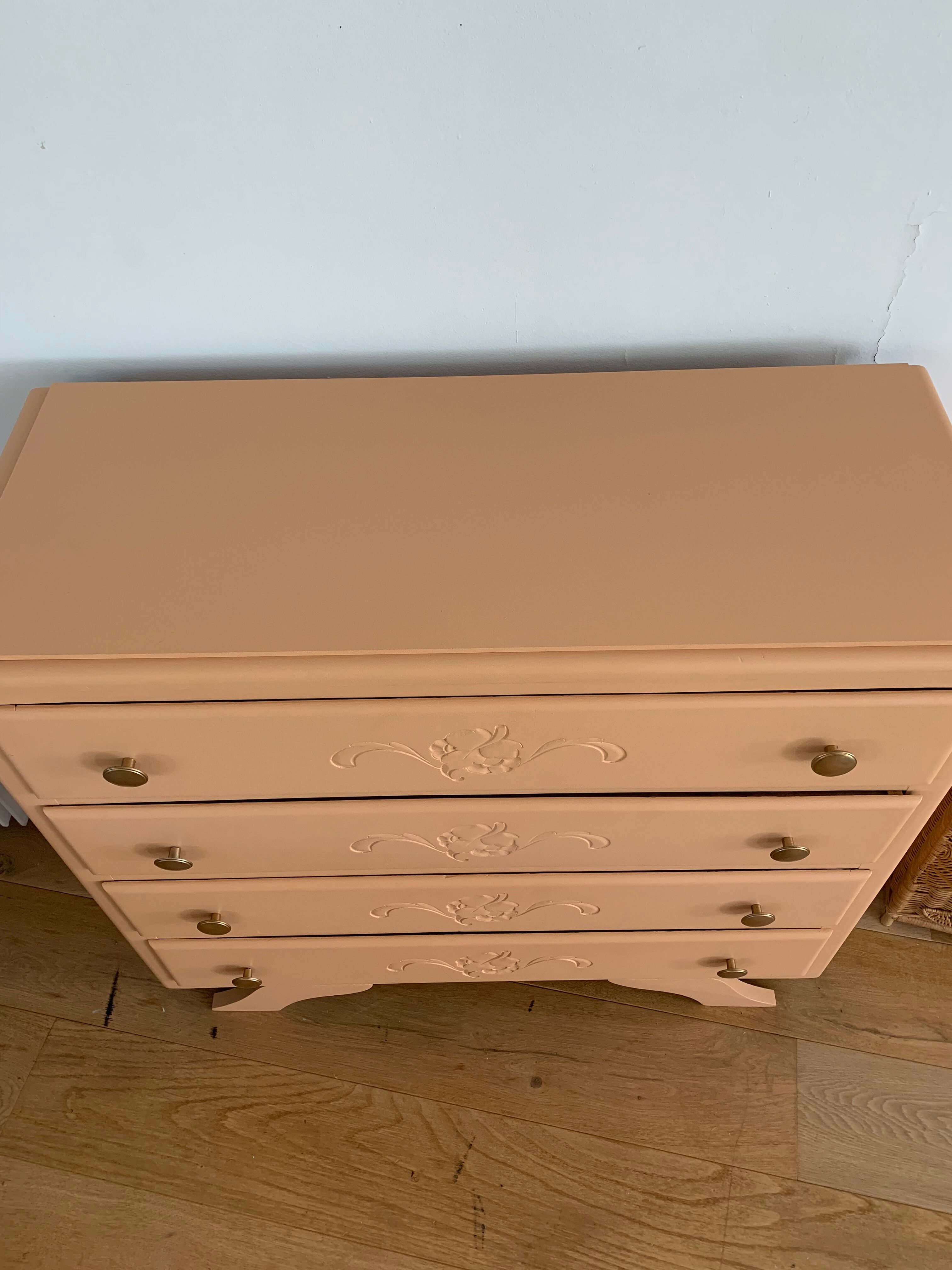 Commode vintage rose blush