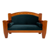 Sofa ancien d'Europe du Nord, vers 1890.