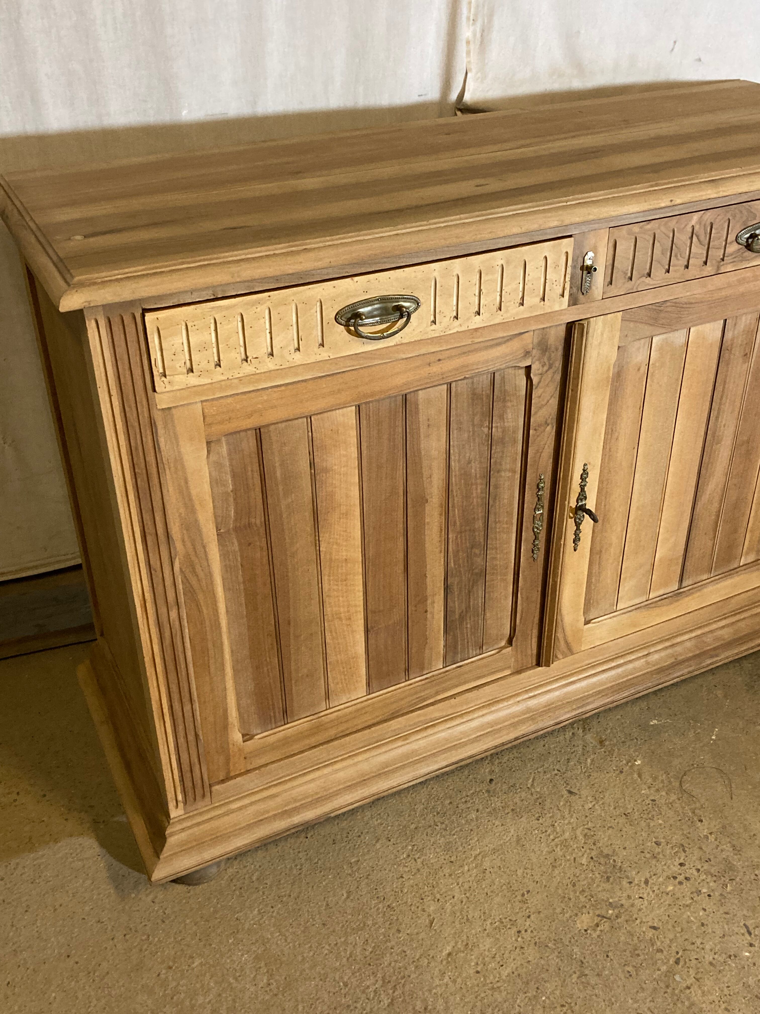Sideboard 2 doors, 2 drawers natural