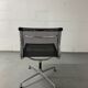 Fauteuil pivotant de Charles er Ray Eames édition Vitra