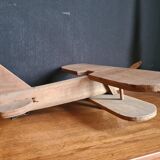 Avion en bois