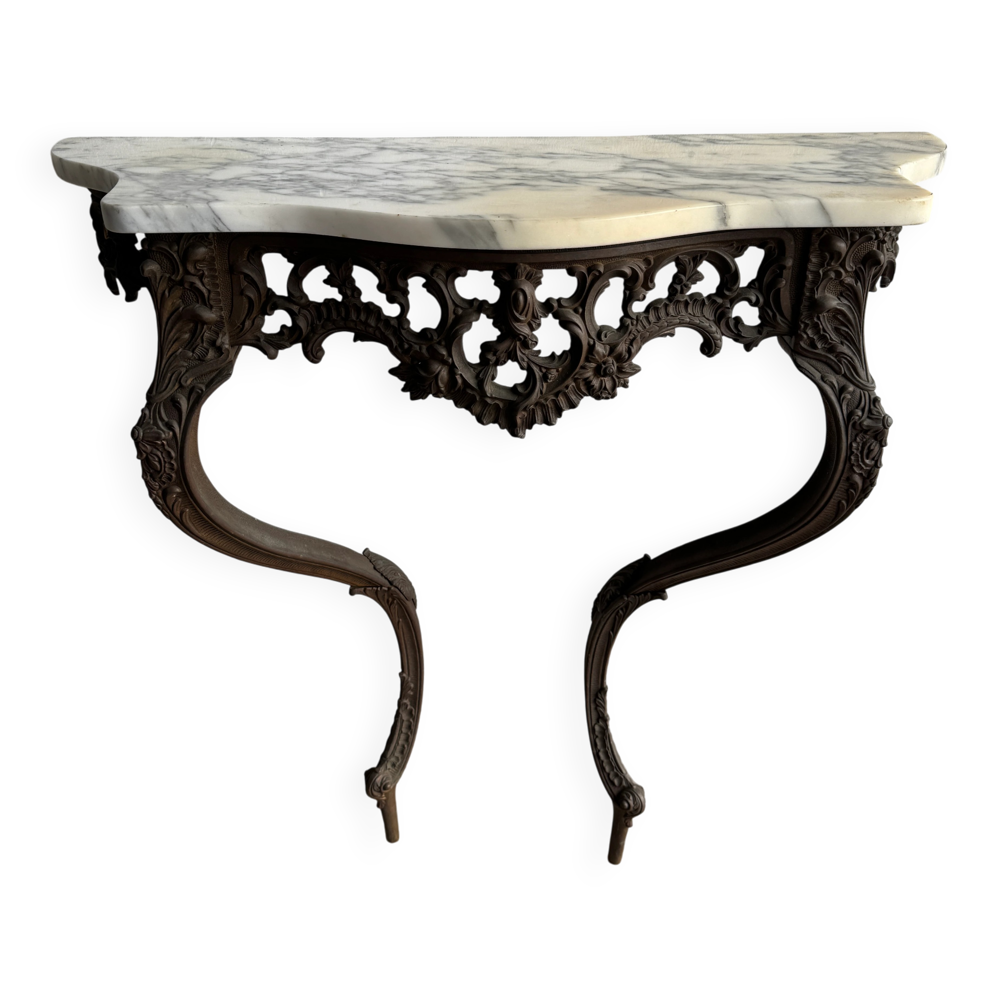 Console victorienne en demi-lune en métal brun avec plateau en marbre blanc veiné