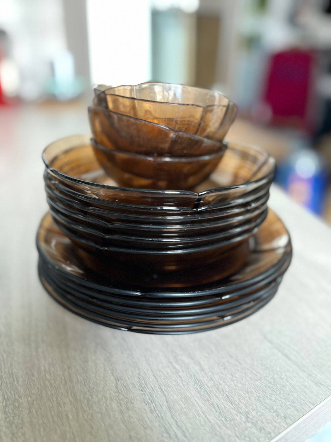 Duralex smoked glass service – petal model