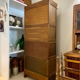 Dark wood display case 4 compartments and 1 drawer