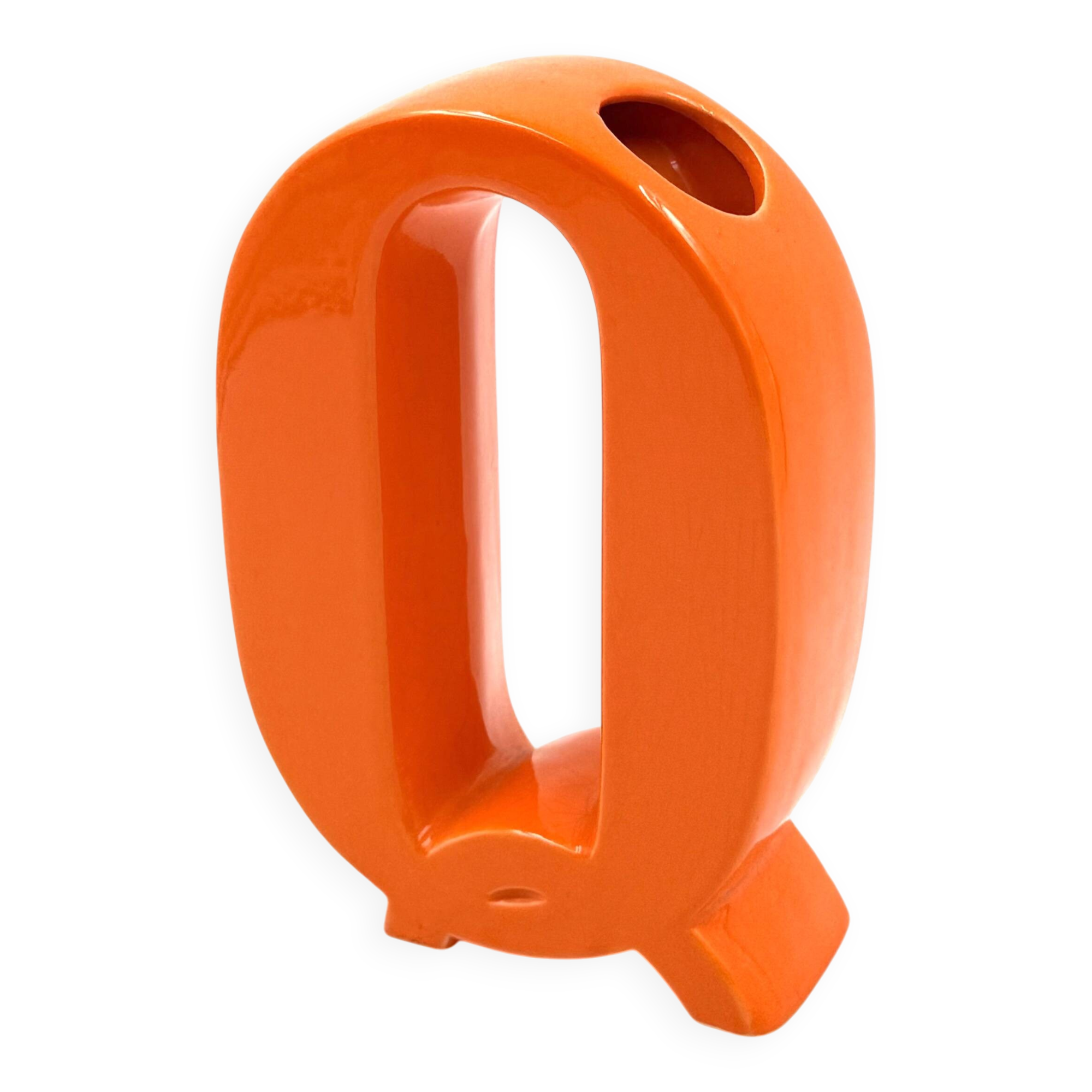Space age orange Q letter shaped ceramic vase, Marcel Radureau France 1970