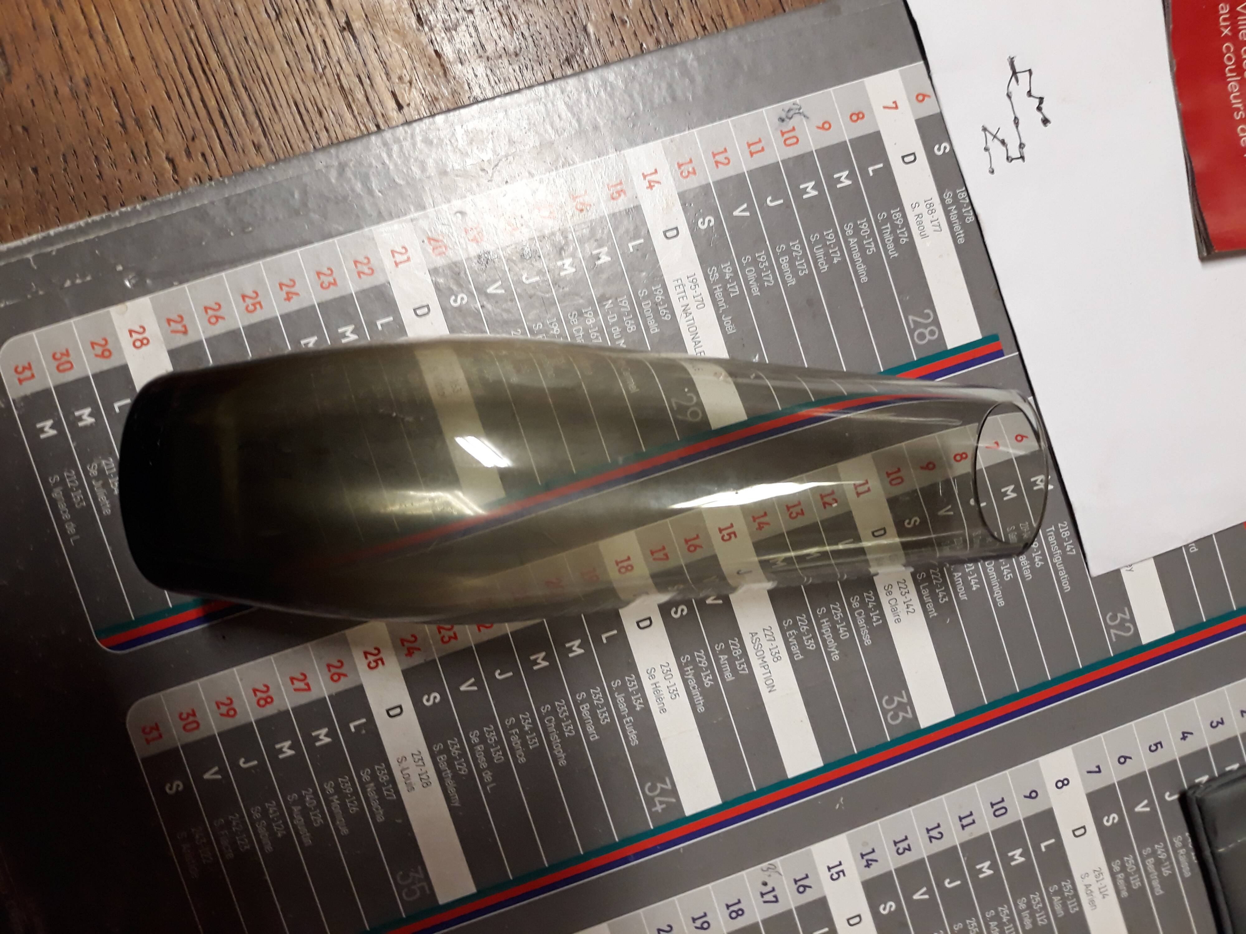 Minimalist soliflore vase