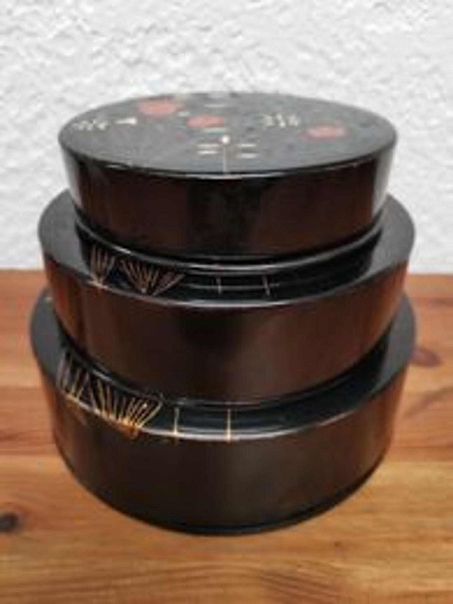 Boites gigognes noires