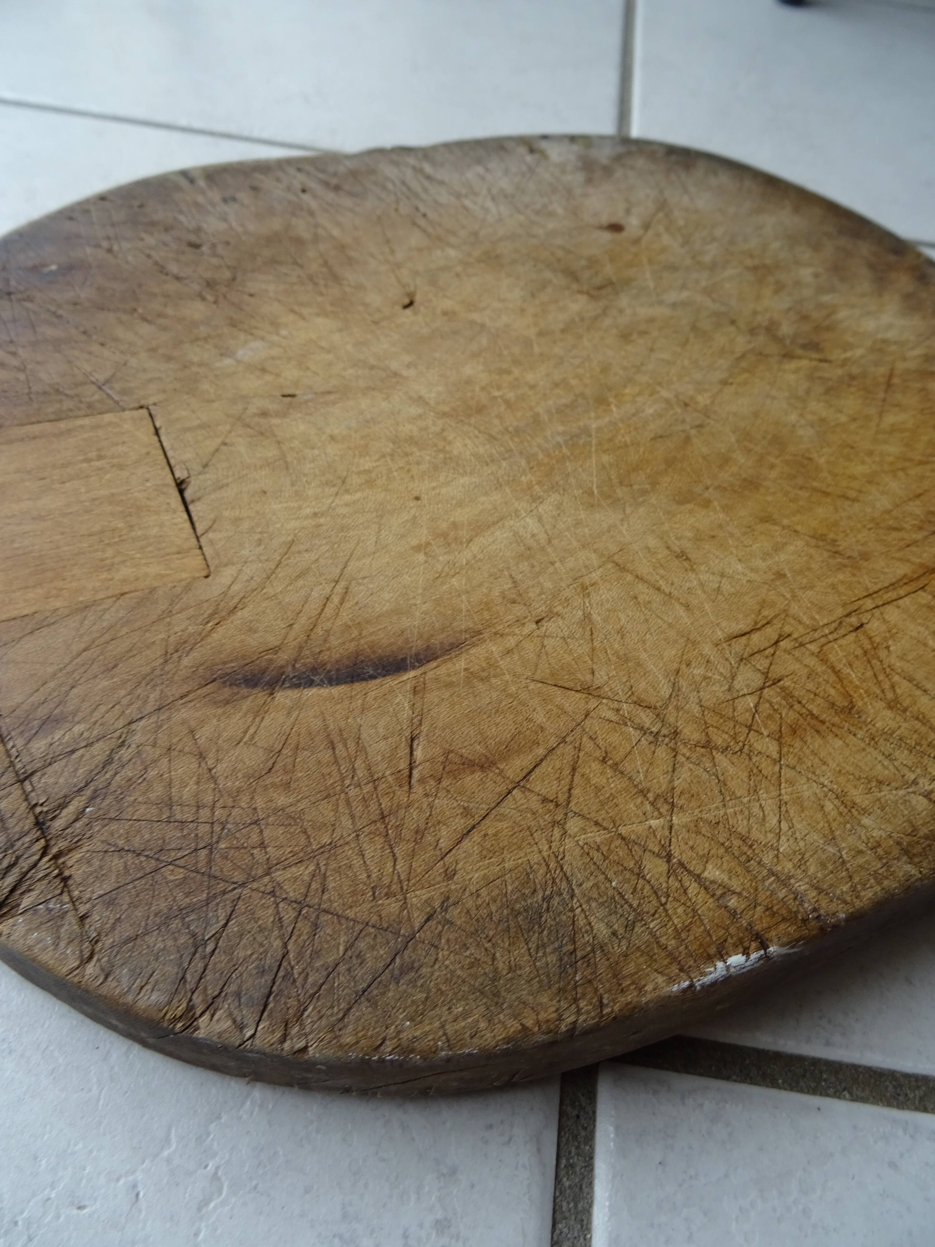 Provence solid wood cutting board