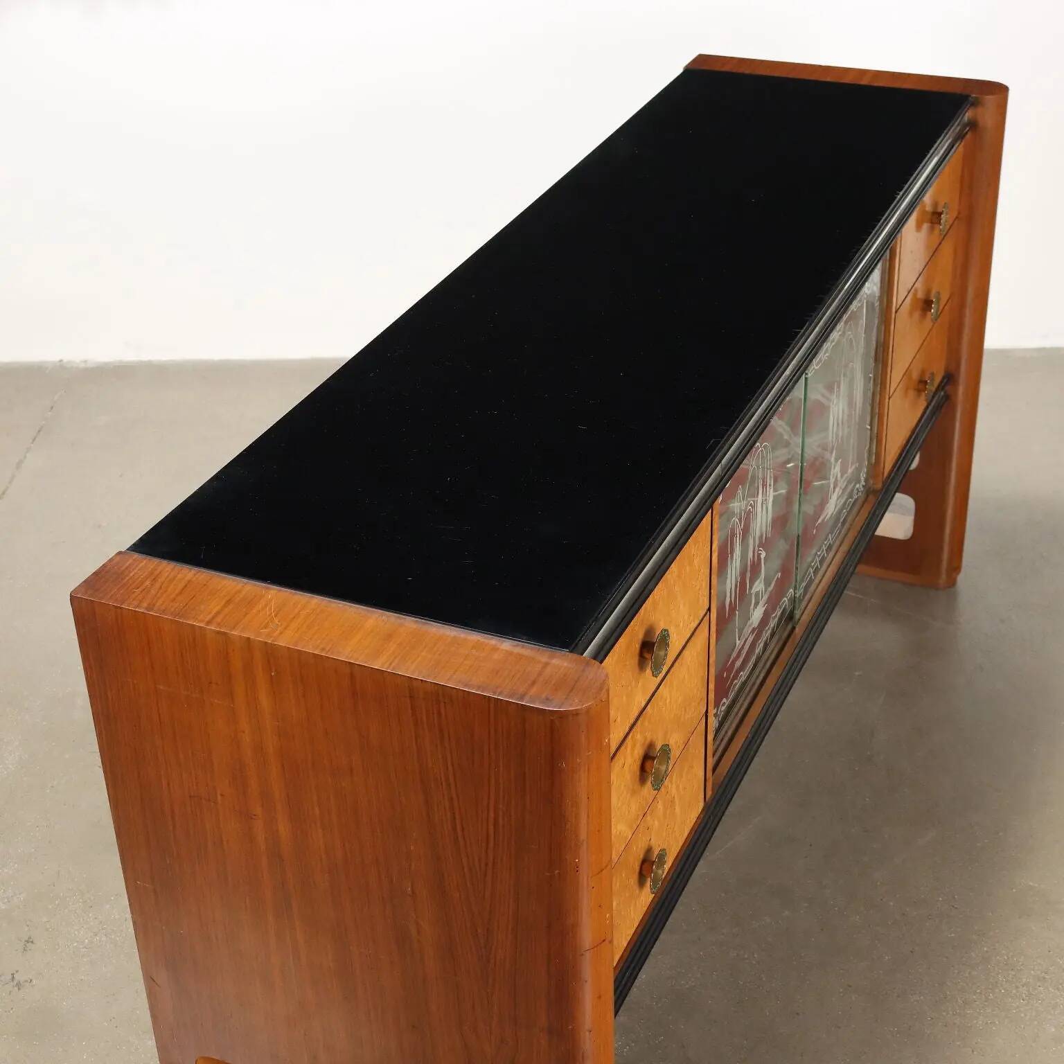 Buffet vintage Palazzi dell'Arte Cantù en noyer et laiton, Italie, années 1940