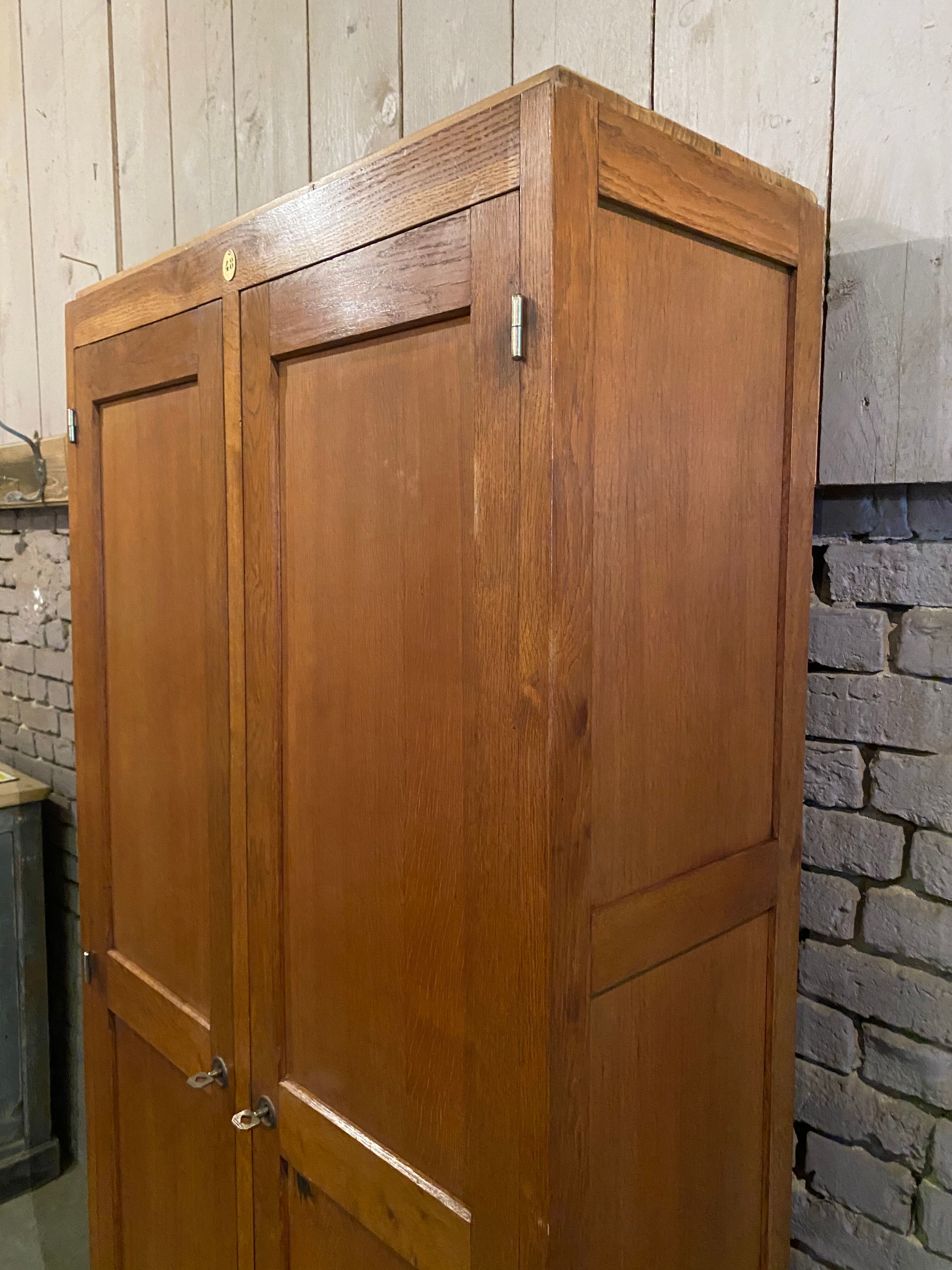 Vintage parisian wardrobe 1940