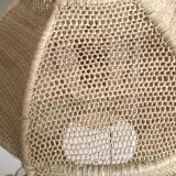 Hanging lamp in raffia