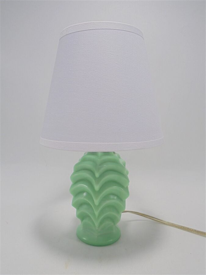 Green opaline lamp