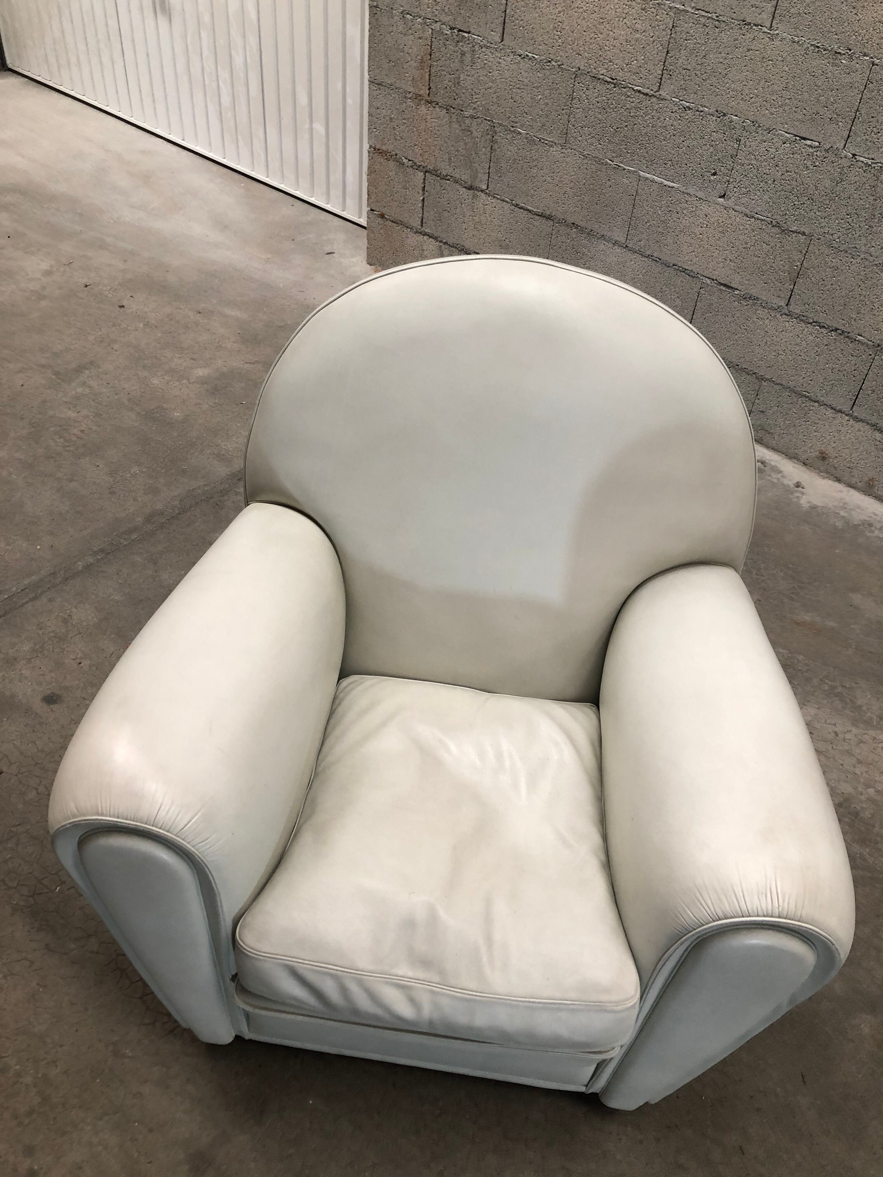 Fauteuil club Poltrona frau en cuir