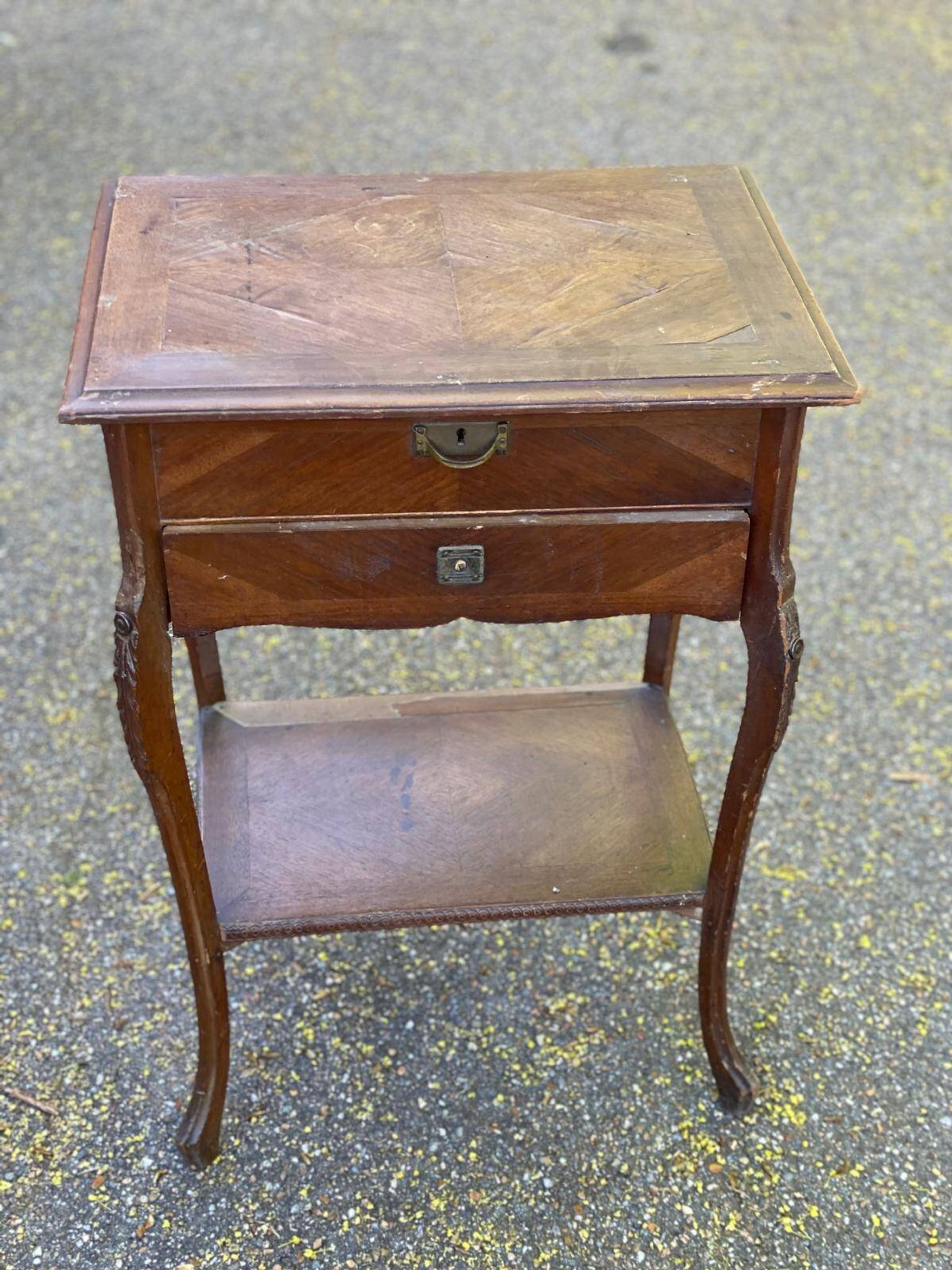 Coiffeuse Louis XV du 19ème siècle