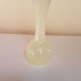 Vase opaline
