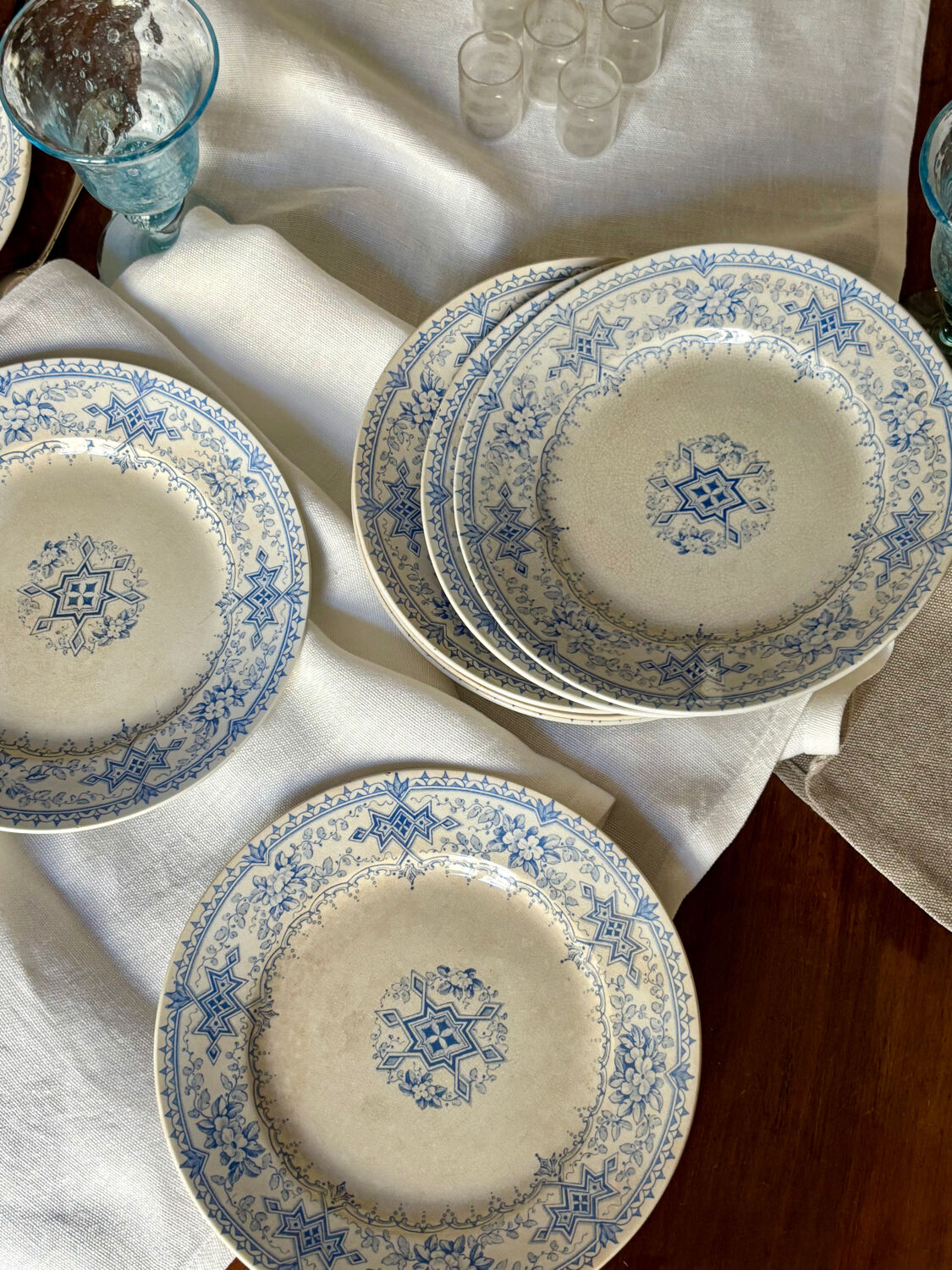 Set of 10 Sarreguemines “Balkan Blue” dessert plates / antique porcelain