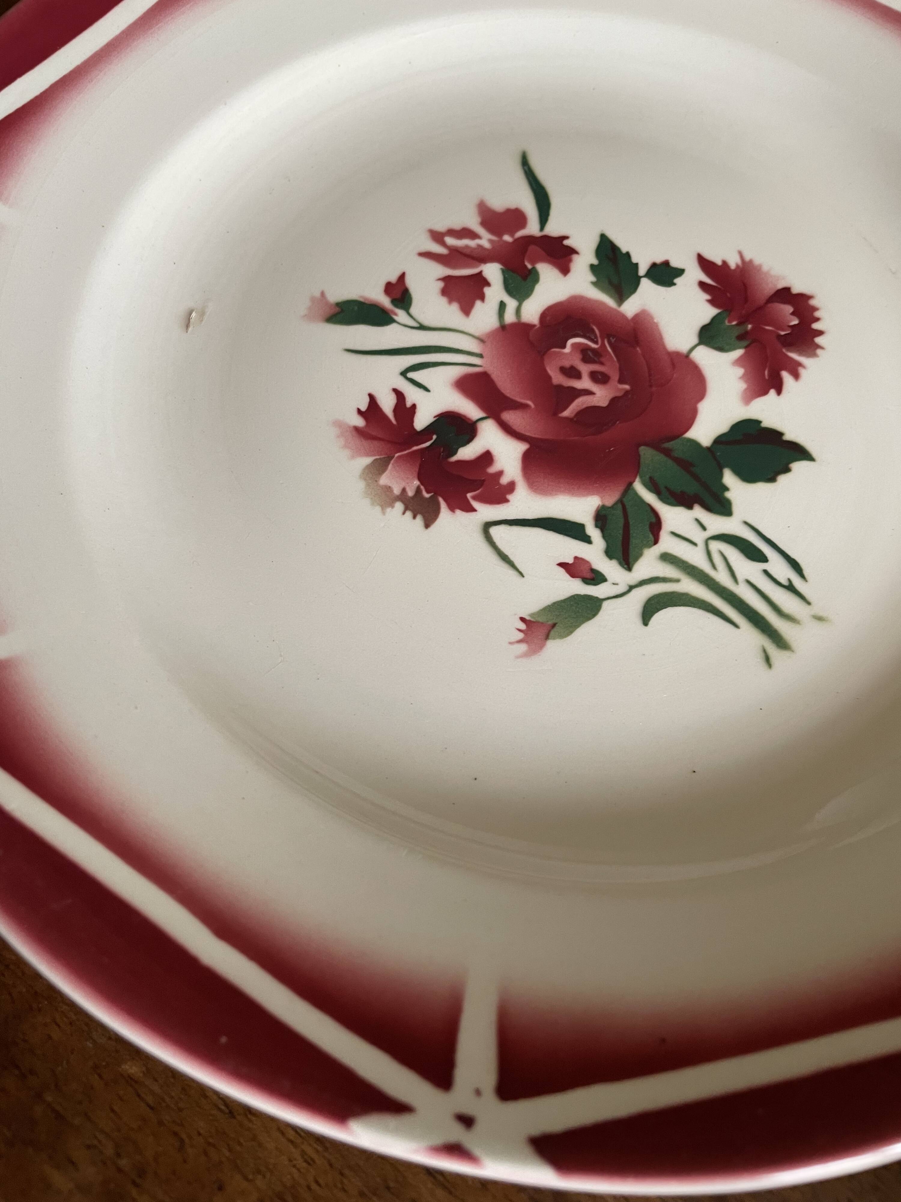 Sarreguemines Douarnenez model dinner plates