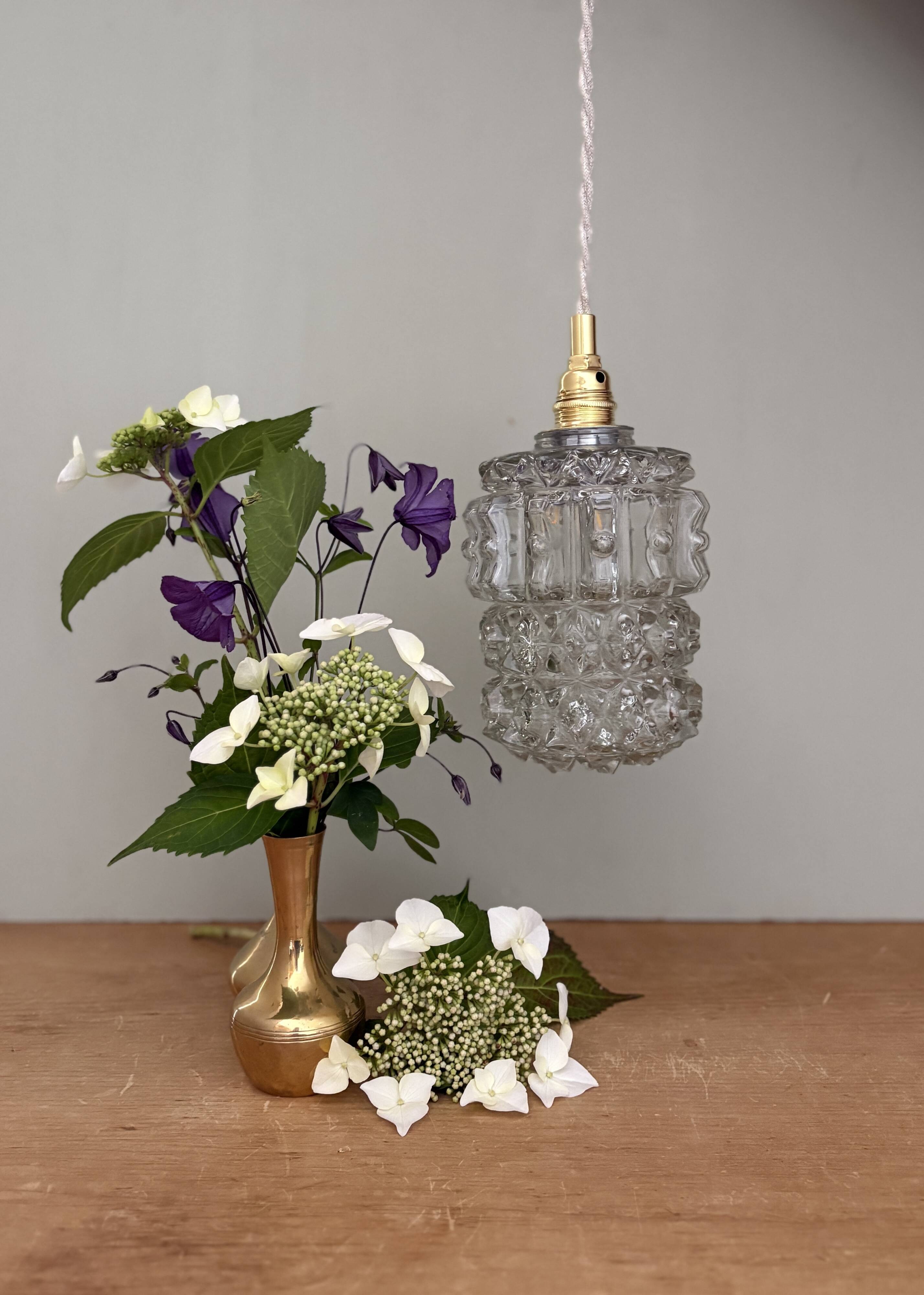Vintage tulip pendant light in clear molded glass