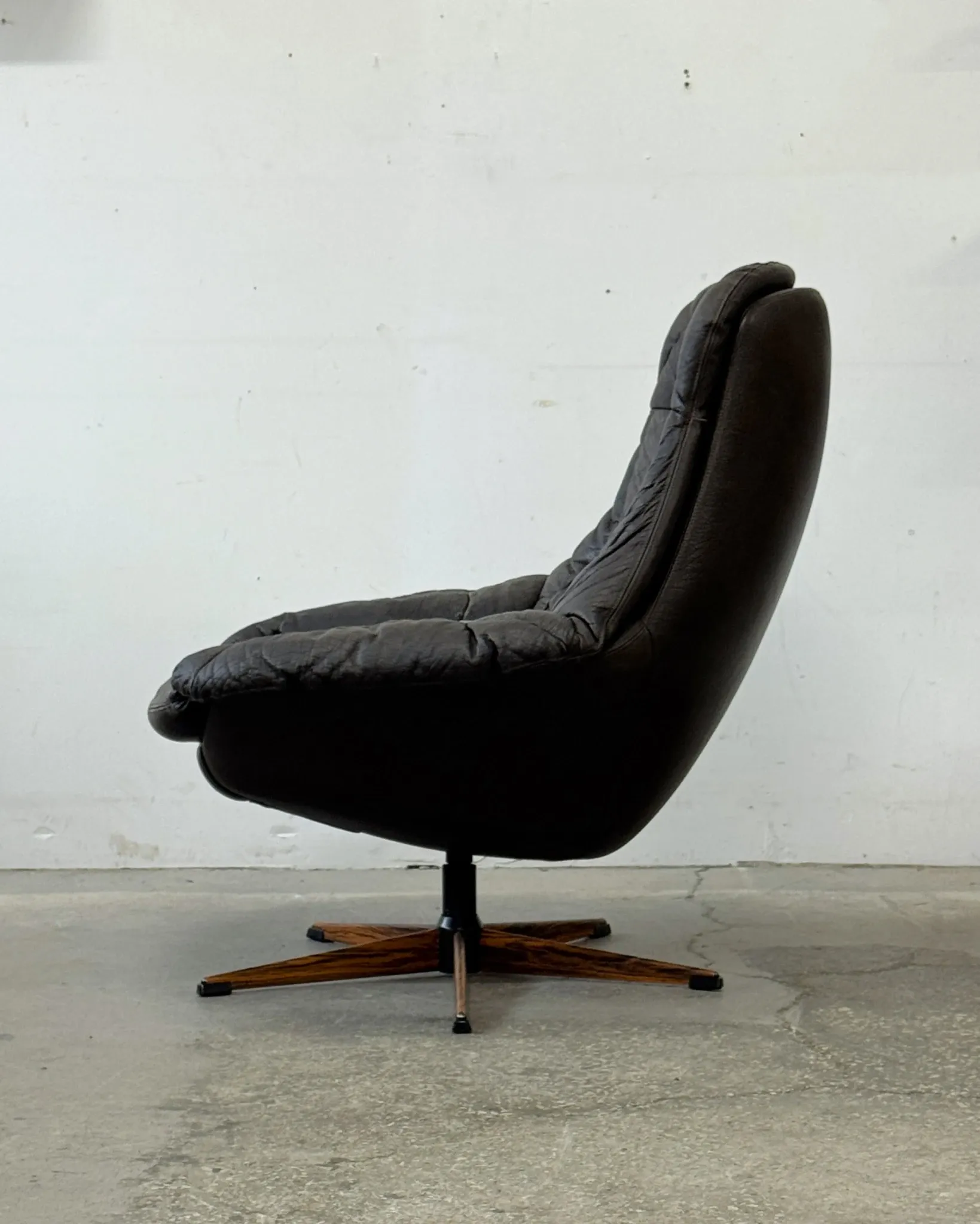 "Silhouette" armchair, designed by H.W. Klein, Denmark, 1970s, mid-c, vntg