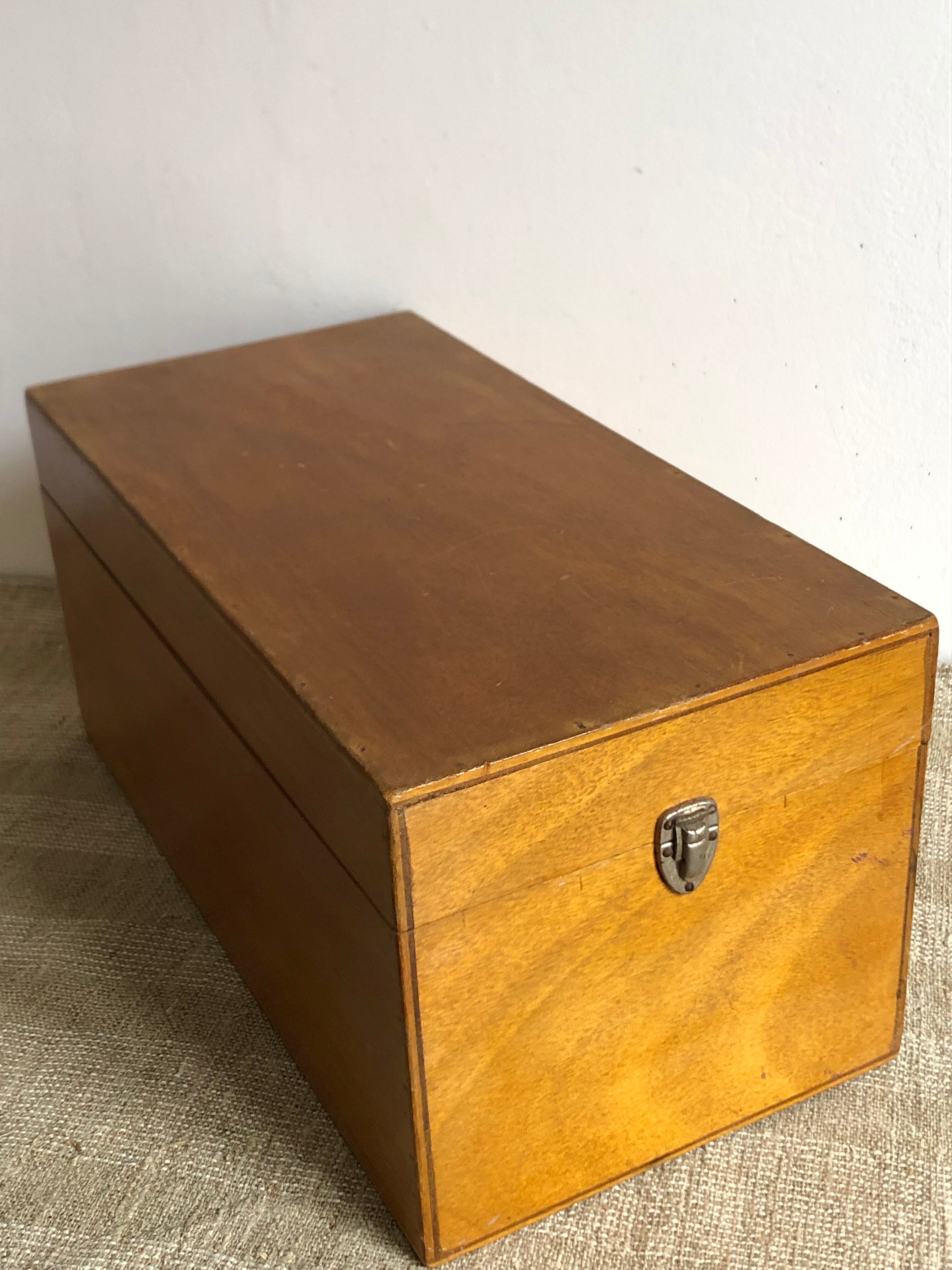 Wooden box