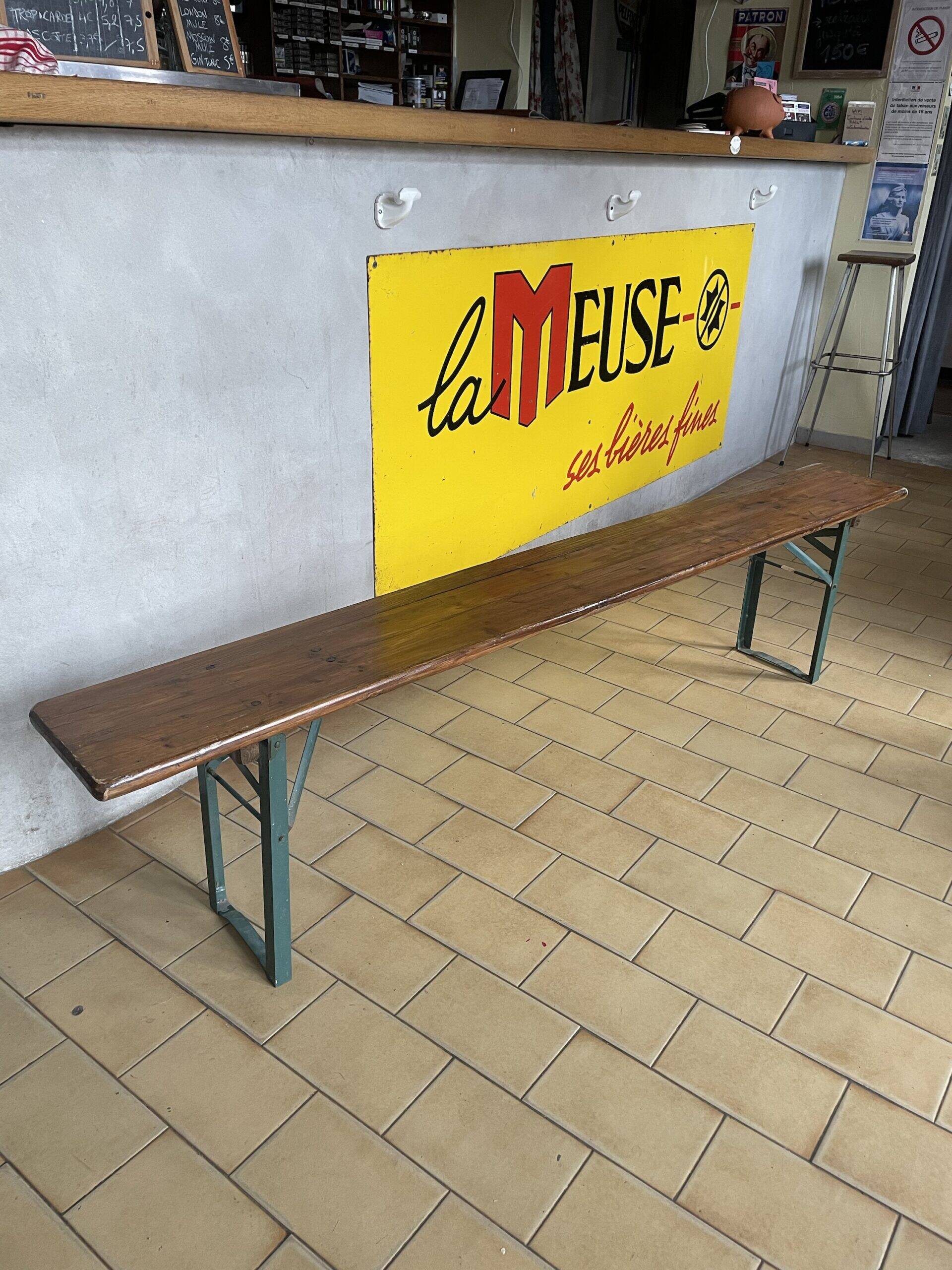 Guinguette bench