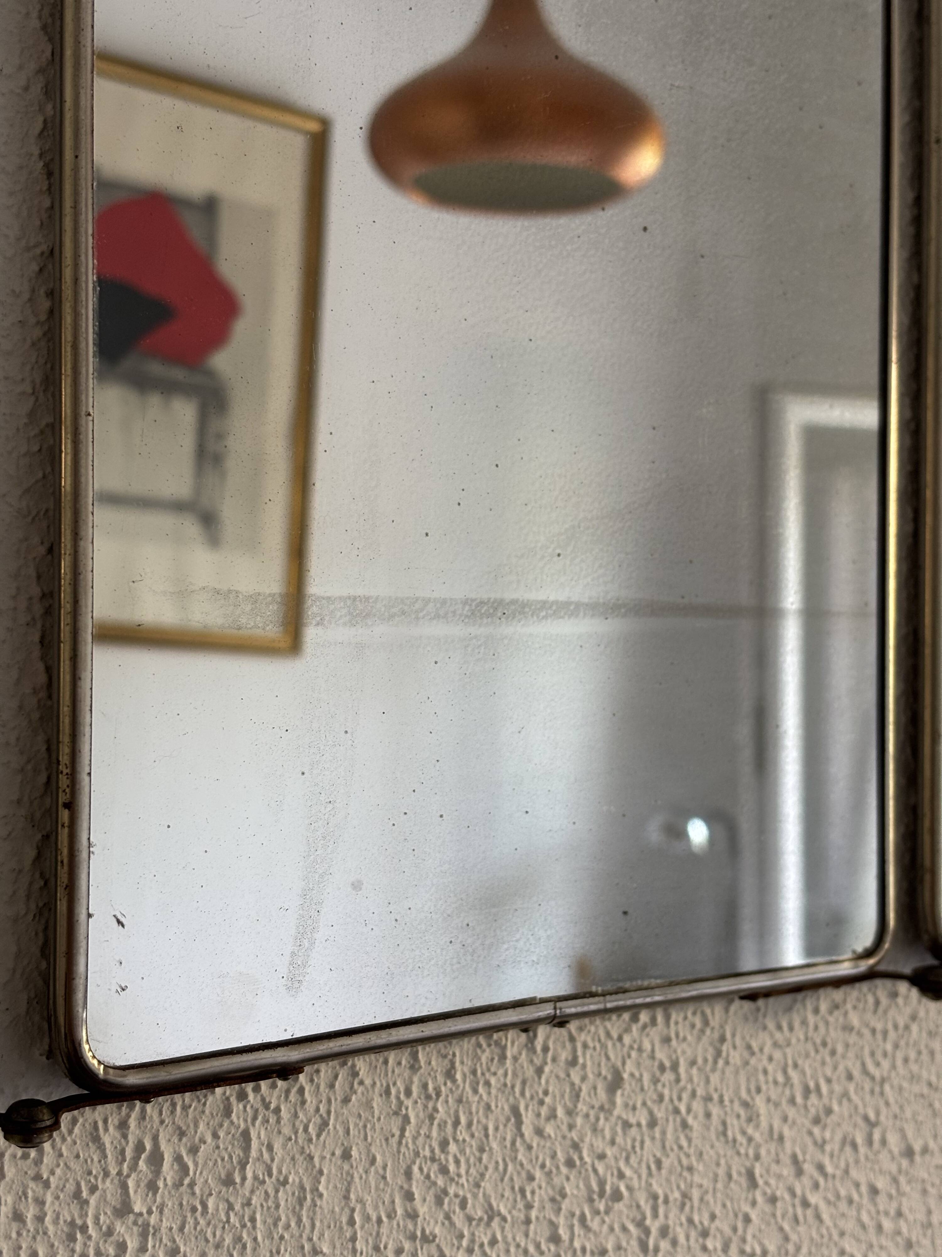 Miroir triptyque de barbier en simili cuir bleu, 1950