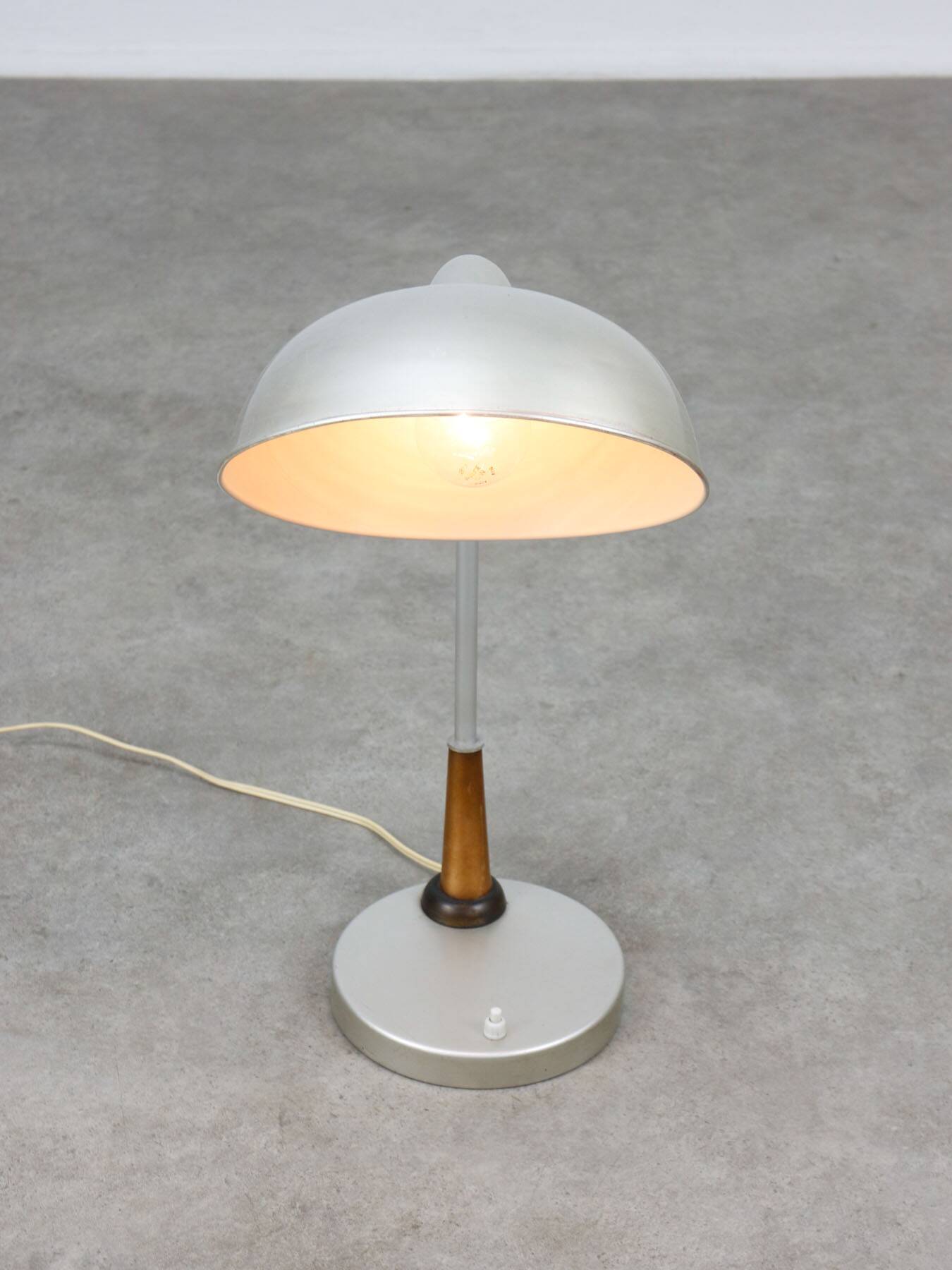 Mid-Century Italian Table Lamp in Aluminium and Copper