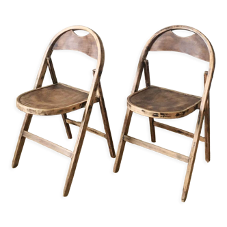 Folding chairs