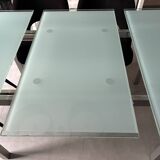 Calligaris oval table with glass extension