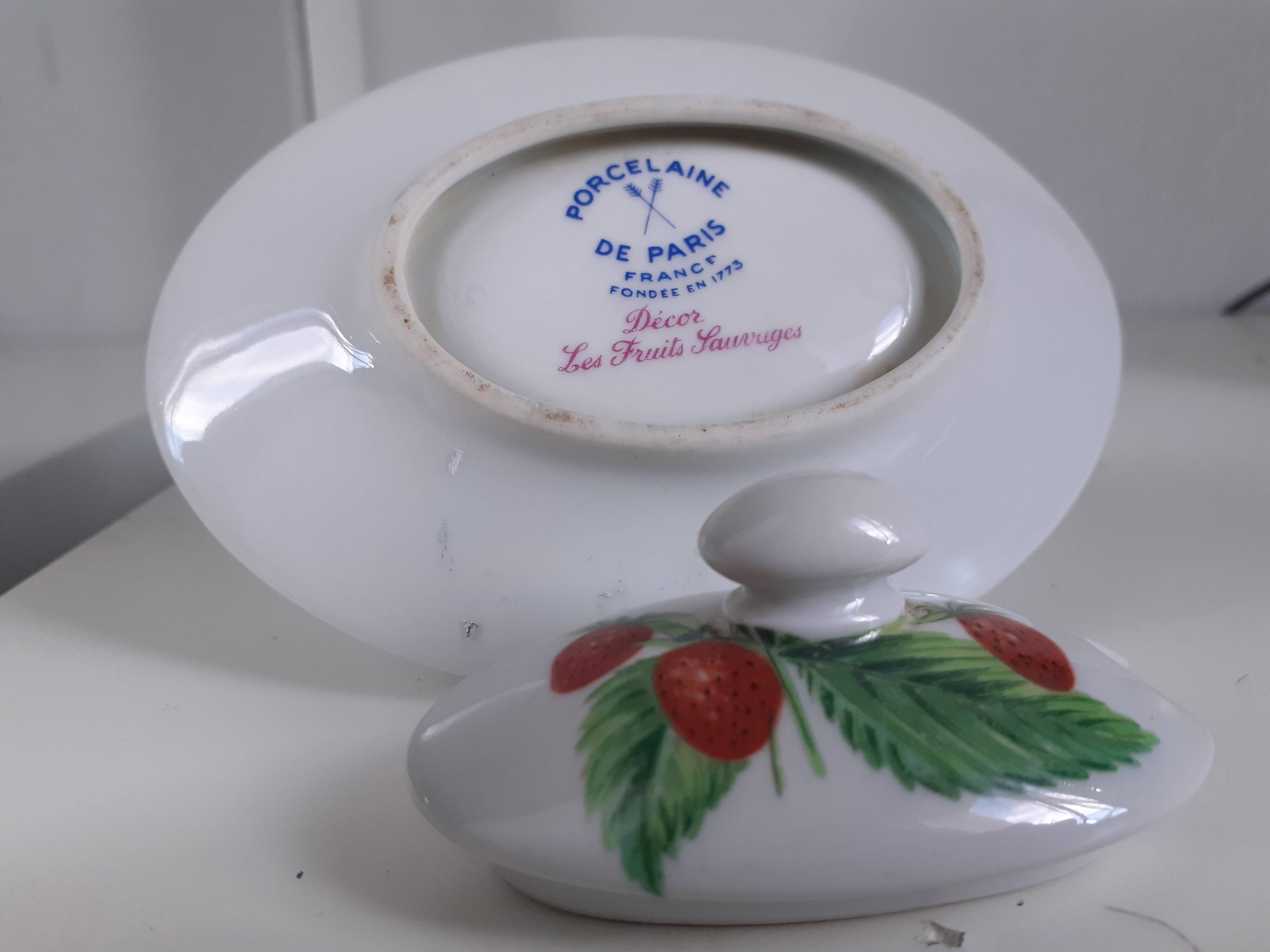 MUSTARD POT PORCELAIN FROM PARIS decor Wild Fruits
