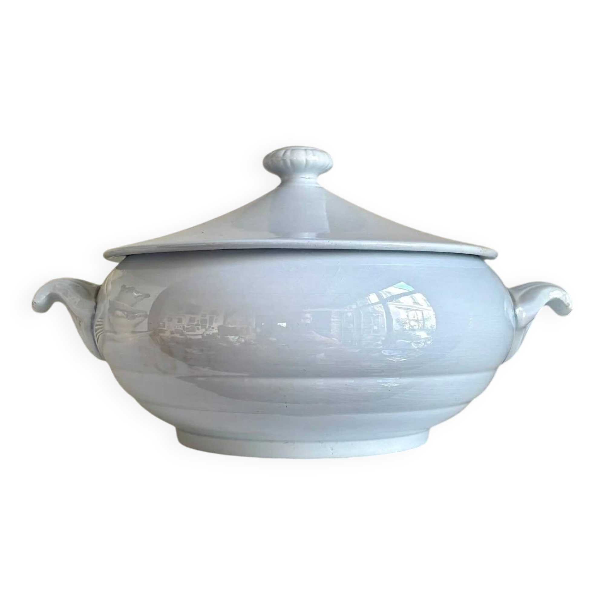 Sarreguemines blue earthenware soup tureen