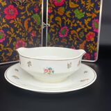 Porcelain sauceboat 1924