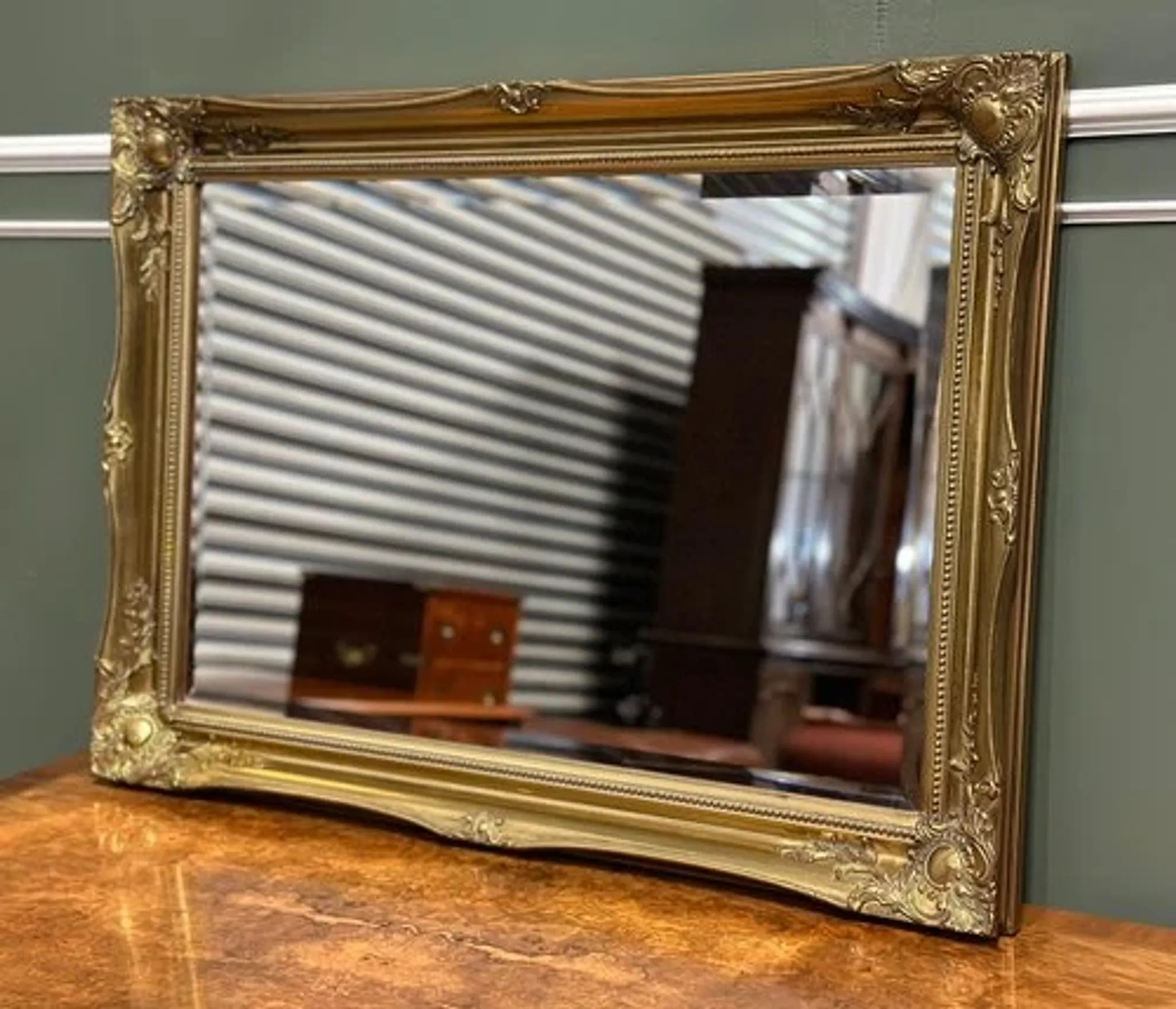 Vintage Gold Wall Hanging Mirror