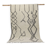 Moroccan Berber wool rug 232 x 156 cm