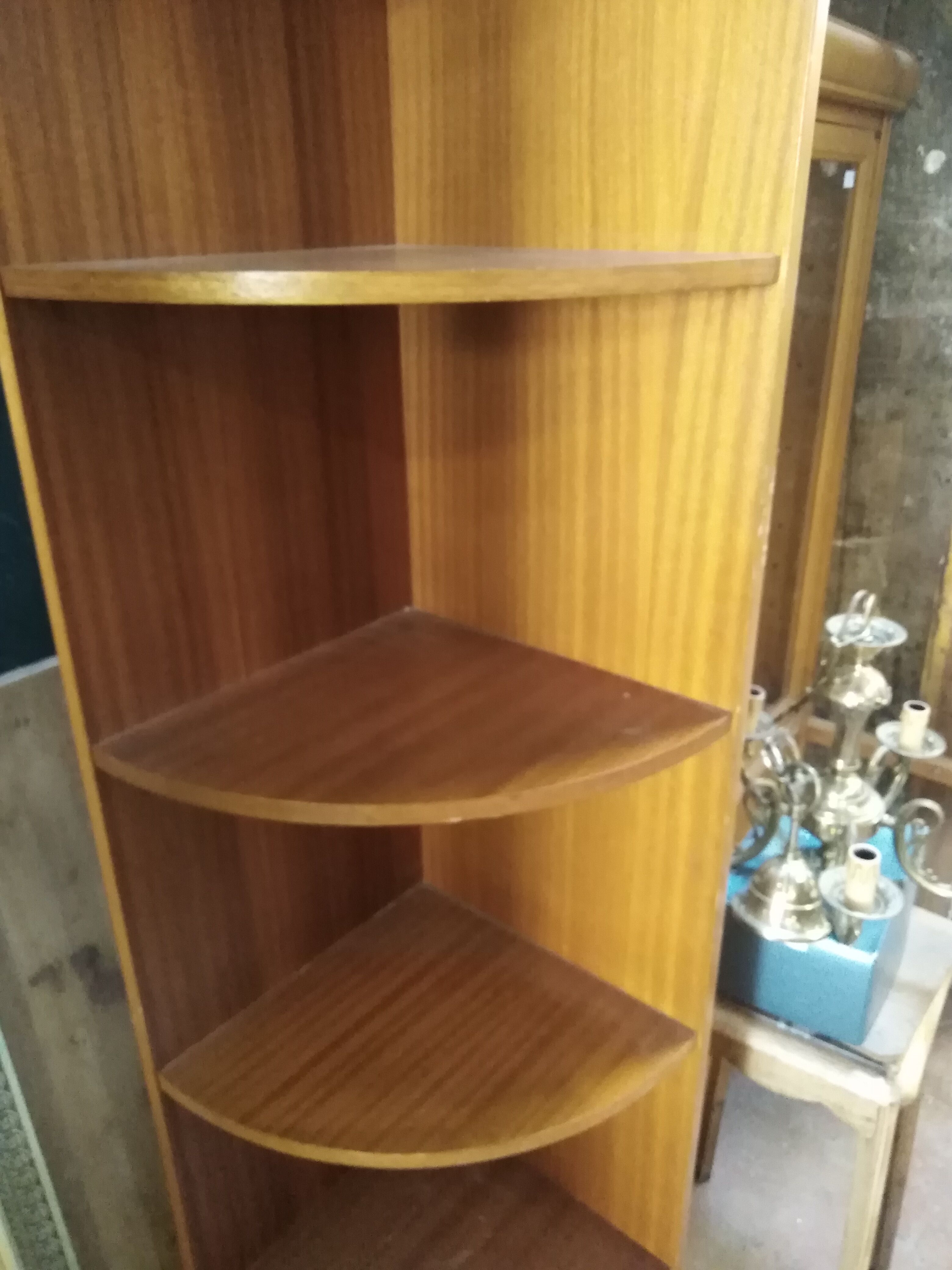 Column shelf library