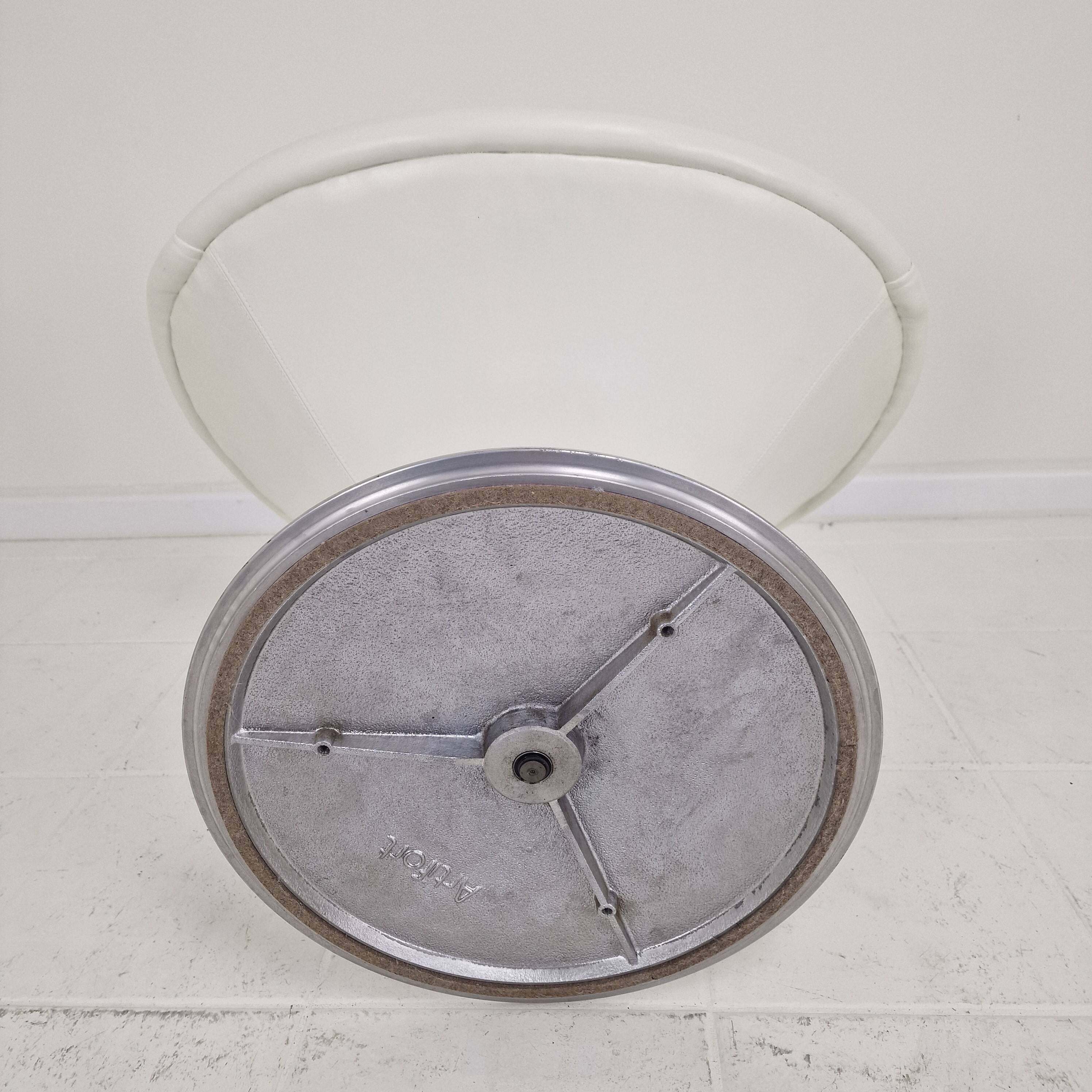 Artifort Little Globe Chair by Pierre Paulin in Leather, 1980's