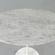 Tulip oval side table by Eero Saarinen for Knoll International – 1960s
