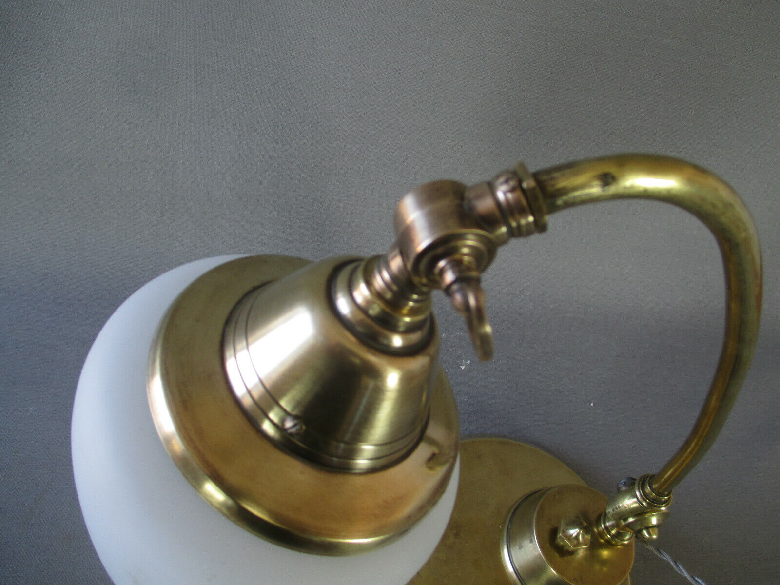 Old desk lamp brass tulip opaline