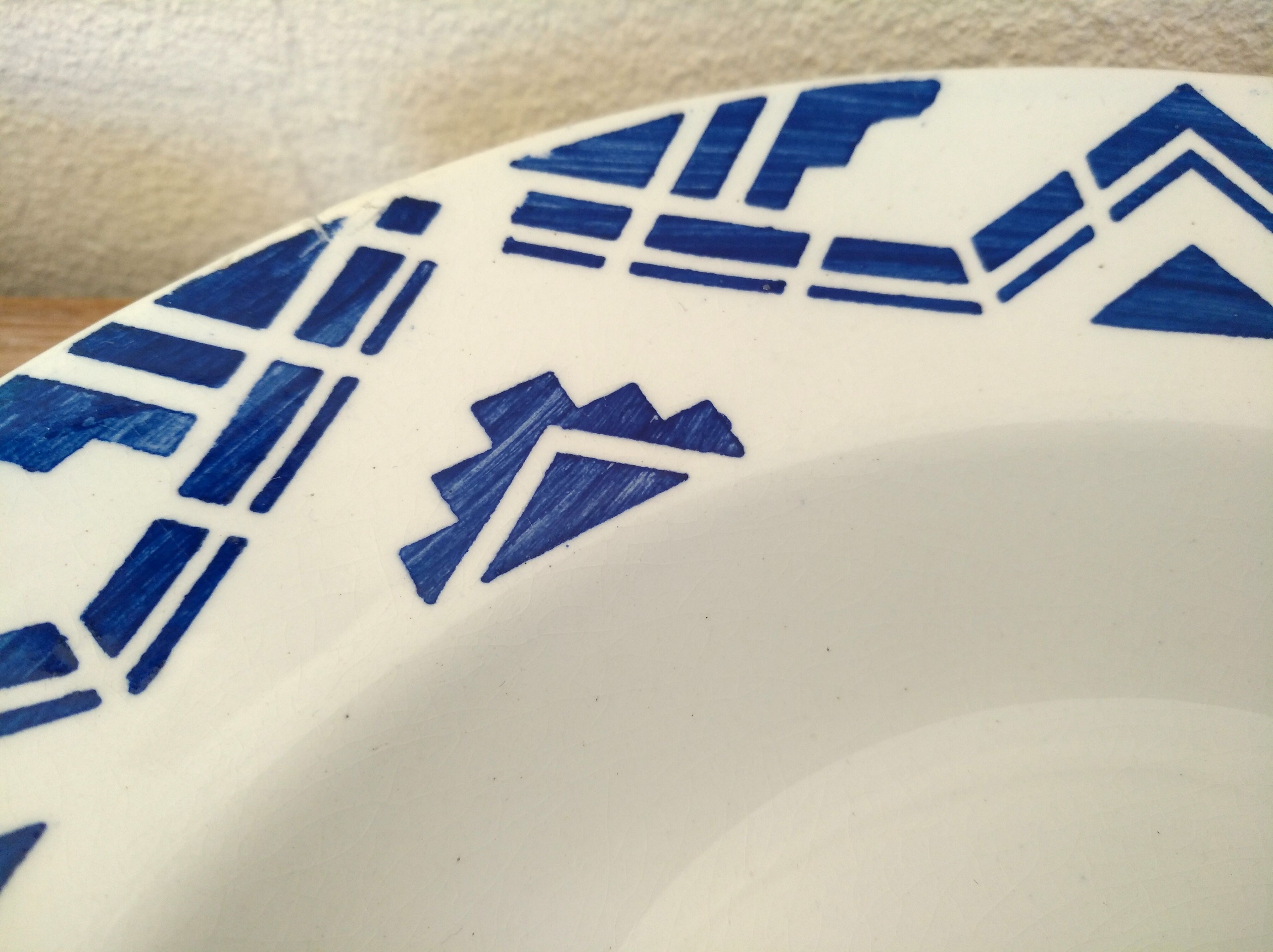 Ensemble 6 assiettes creuses Moulin des Loups motif graphique bleu