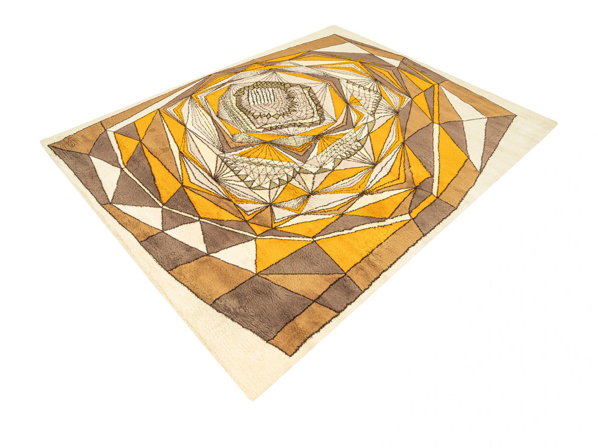 1970s carpet  340x252cm