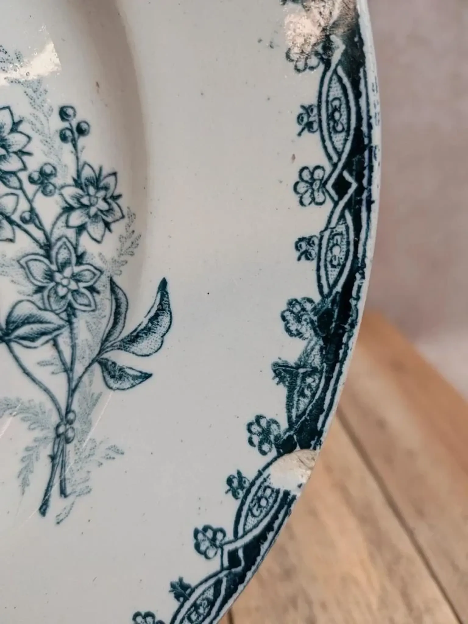 Antique ironstone plate from Saint-Amand – Margot model – Blue flowers
