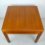 Table basse en teck fabriqué au danemark dans les années 1970
