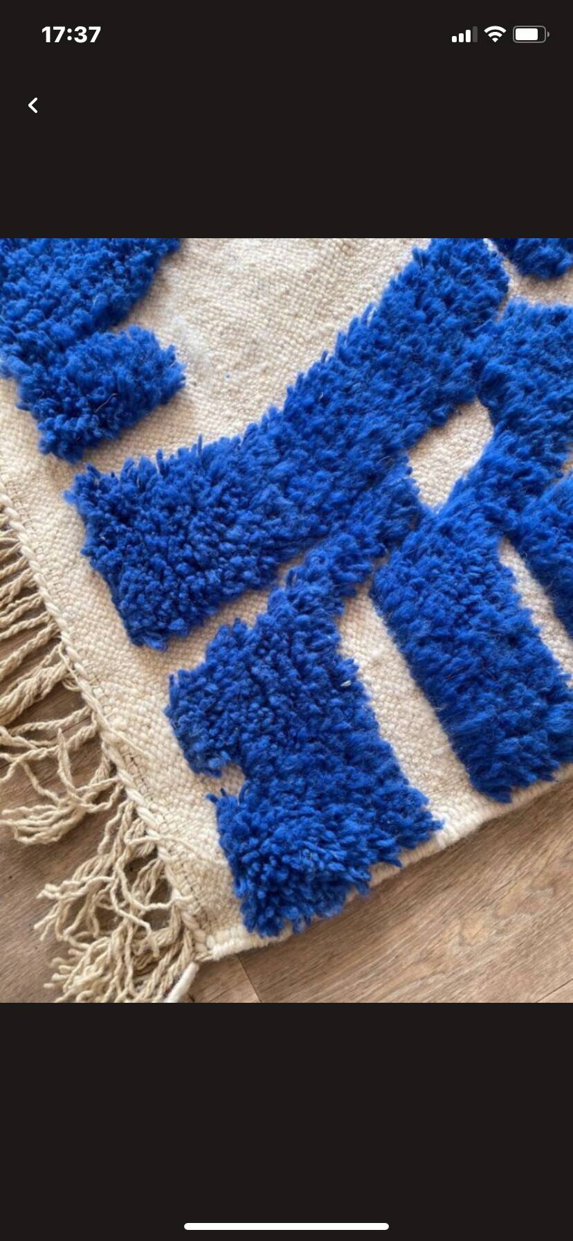 Wool rug with geometric patterns 200/300