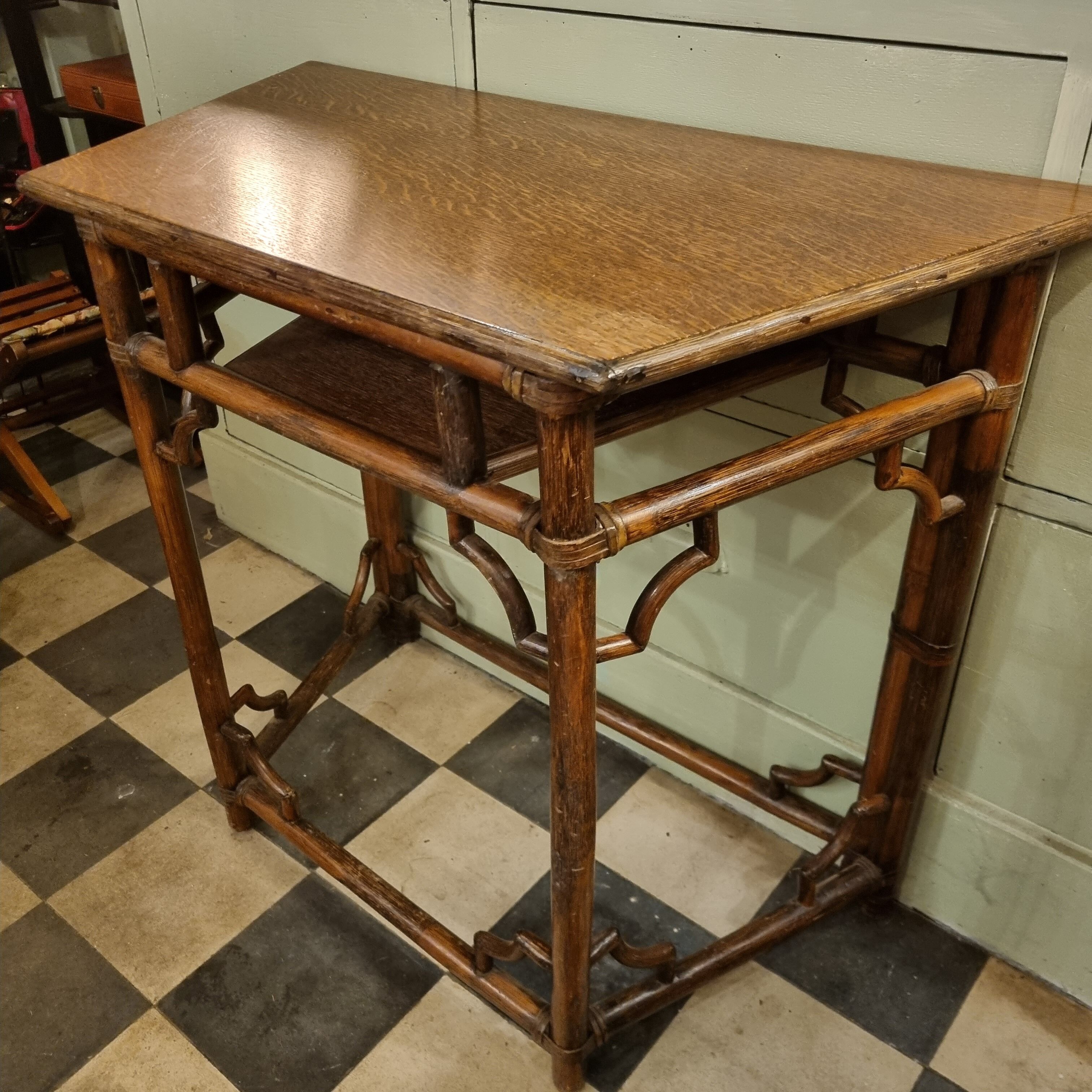 Console trapèze bambou 1900