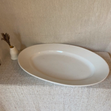 Grand Plat ovale en faïence blanche