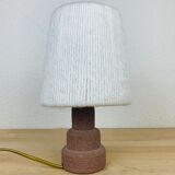Brutalist lamp in pink sandstone and wool lampshade