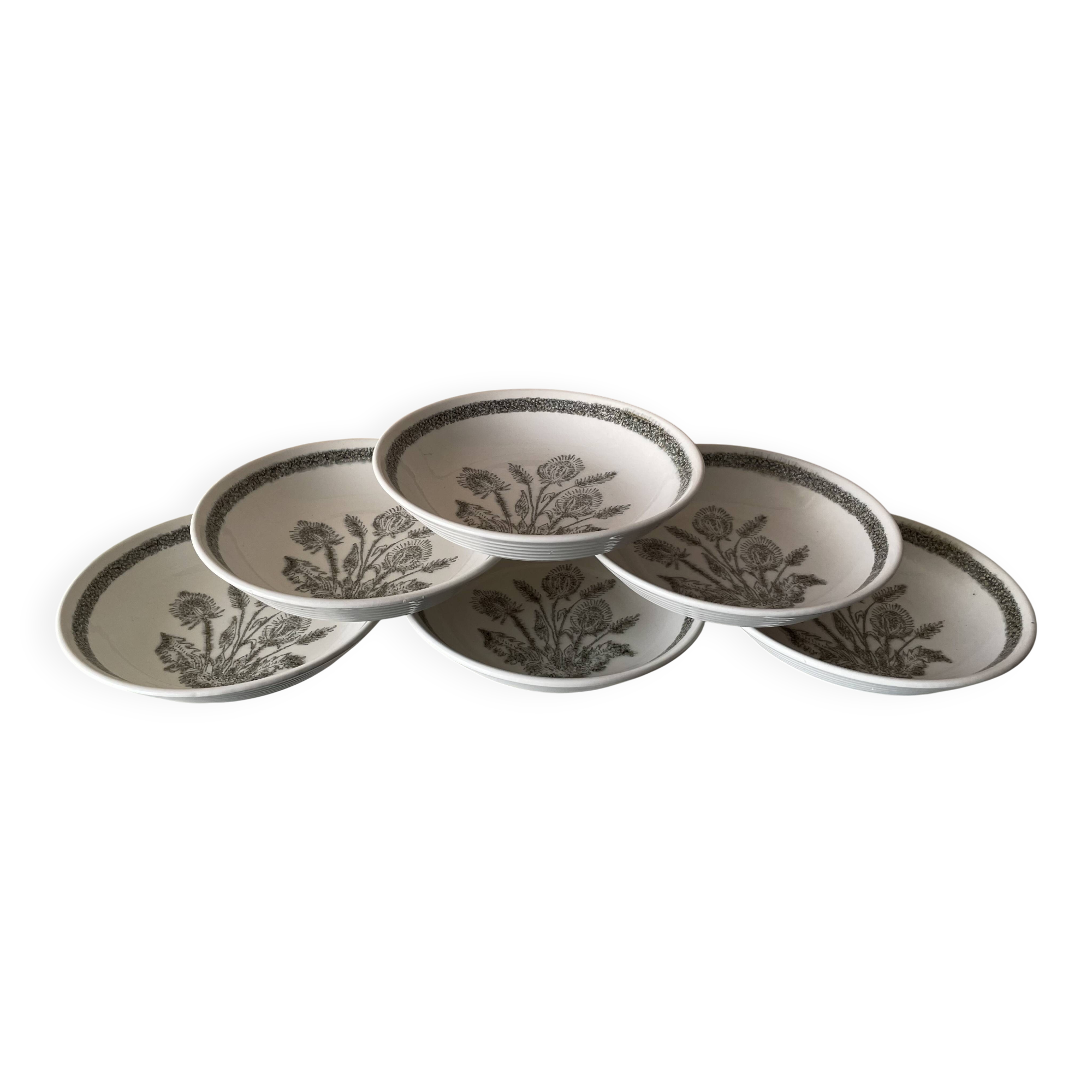 Set of 6 soup plates with thistles